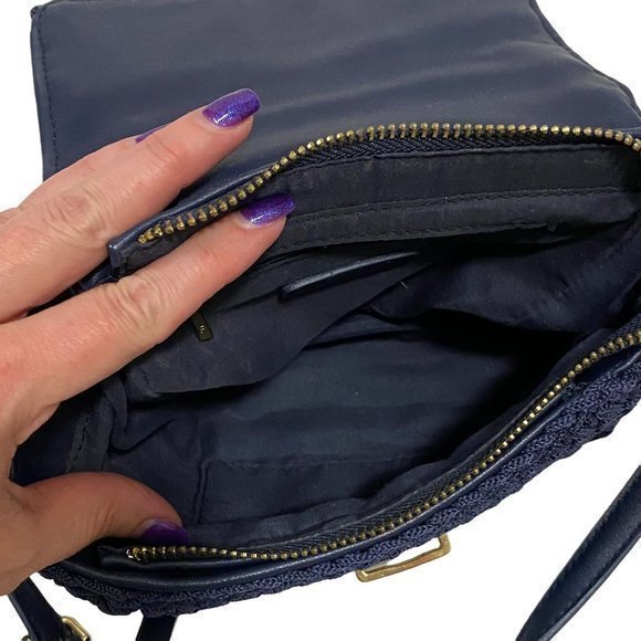 Parfois Small Crochet Crossbody Navy‎ Blue in Color - Picture 6 of 11